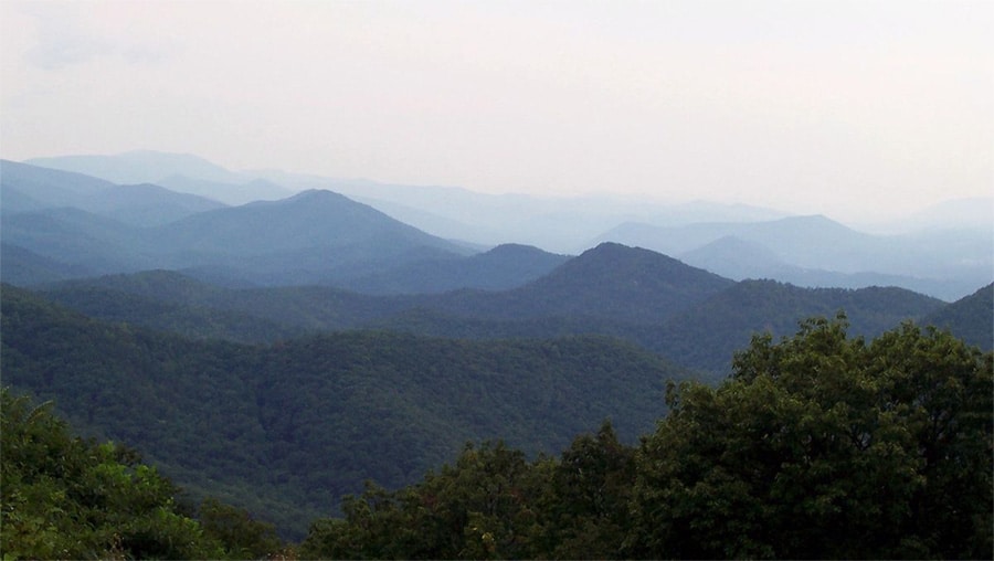 The Blue Ridge Mountains, viewed from Chimney Rock Mountain Overlook in Virginia. Photo by E.D. Brown / Wikimedia.